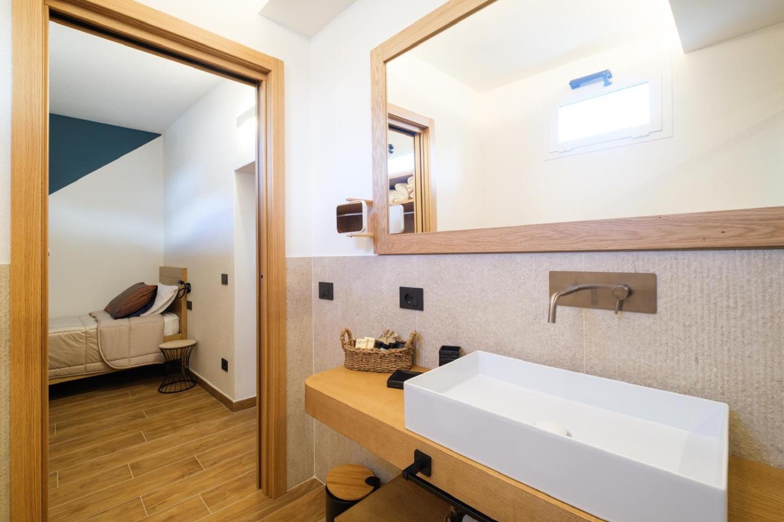 Hotel In Centro Da Carlotta Olbia Zewnętrze zdjęcie