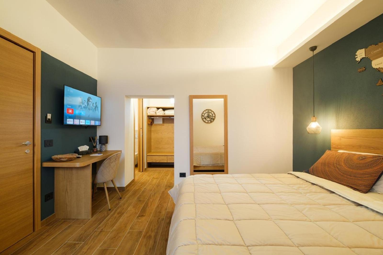 Hotel In Centro Da Carlotta Olbia Zewnętrze zdjęcie