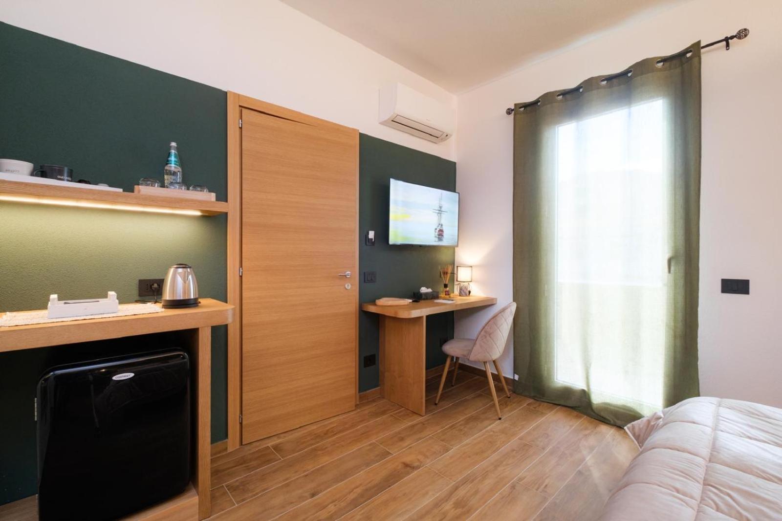 Hotel In Centro Da Carlotta Olbia Zewnętrze zdjęcie